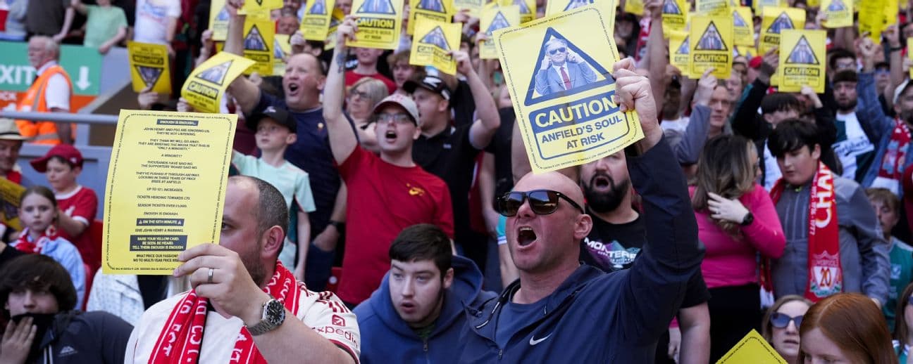 Liverpool Keeps Ticket Prices the Same After Fans Complain
