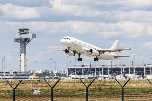 6 Countries Where Tourists May Face Flight Cancellations in 2026