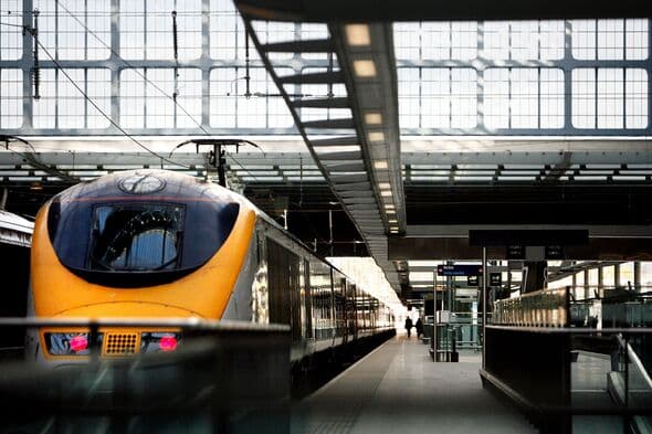 Eurostar: Trains from Paris and London Stopped