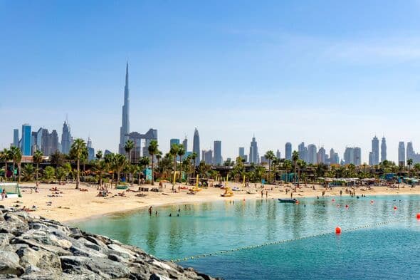 UK Lifts Travel Ban to UAE, Warns Brits