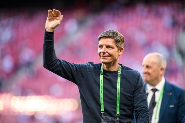 Why is Oliver Glasner leaving Crystal Palace?