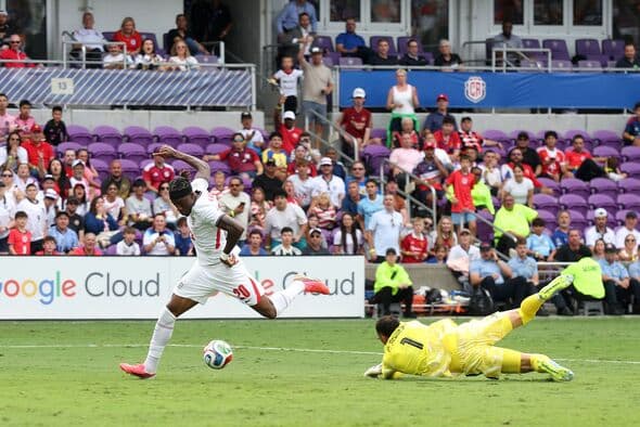 England Fans Sing Against Leader During World Cup Practice Game