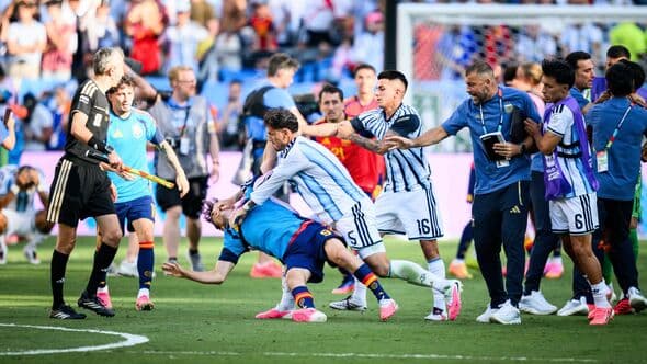 Leandro Paredes Speaks Out After Argentina's World Cup Loss