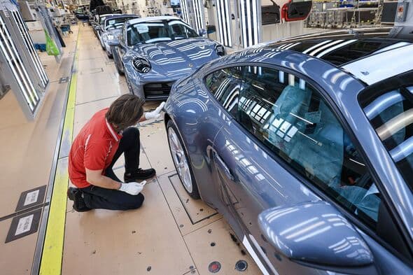 Germany Loses 2,900 Jobs as Two Big Companies Cut Staff
