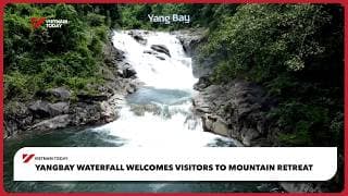 Yangbay waterfall welcomes visitors to mountain retreat  | Vietnam Today