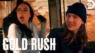 FLIRTING On The Job!? | Gold Rush | Discovery