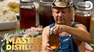 Thankful for Fall Flavors! 🍁 Moonshiners: Master Distiller | Discovery