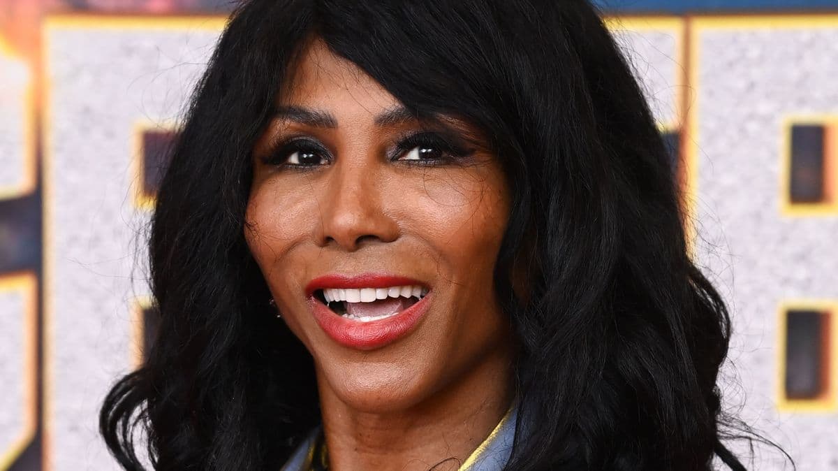 Sinitta Talks About Her Romance with Brad Pitt