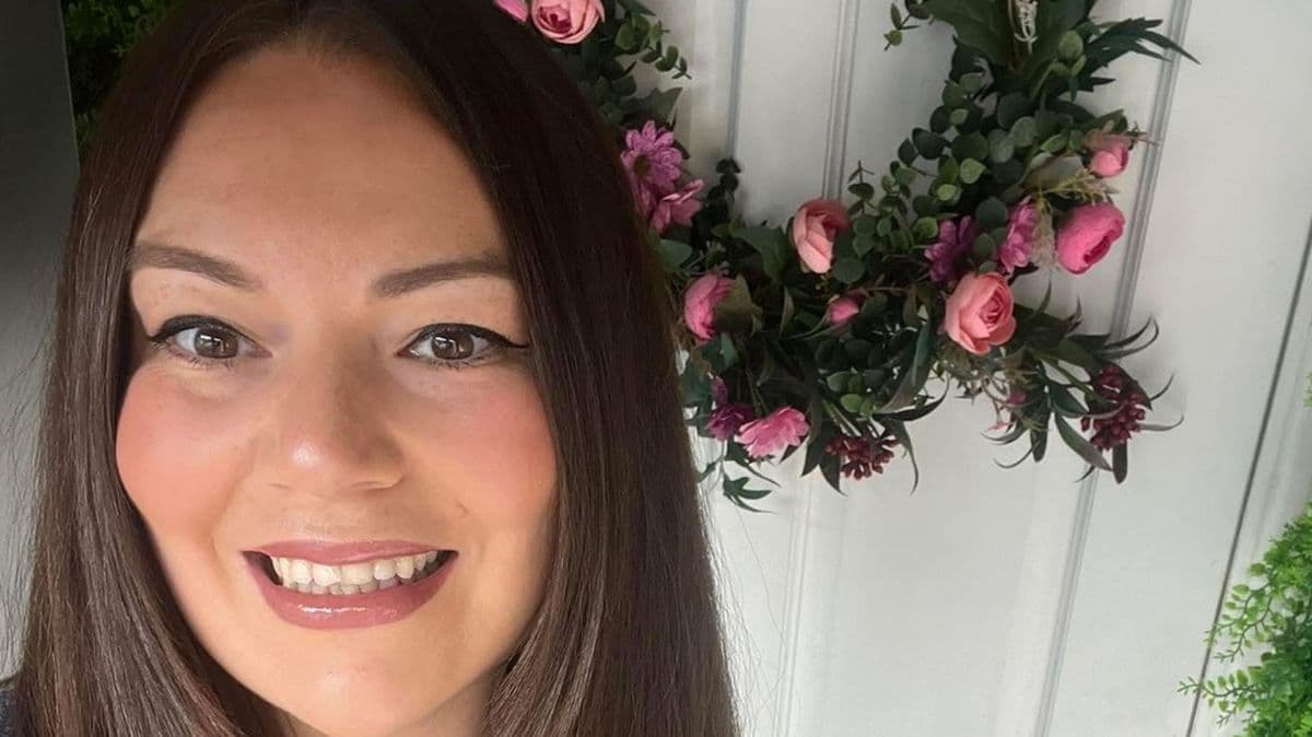 Woman Opens Bag of Cadbury Mini Eggs and Is Very Surprised