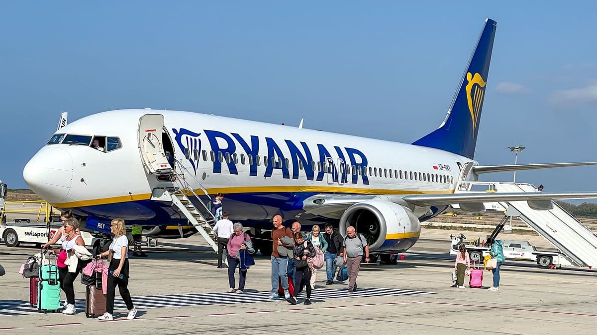 Ryanair Says Airlines Will Leave Popular EU Destination Due to New Rule