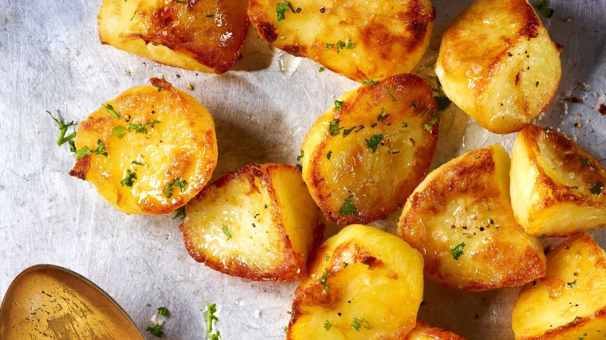 Make Crispy Roast Potatoes with One Ingredient