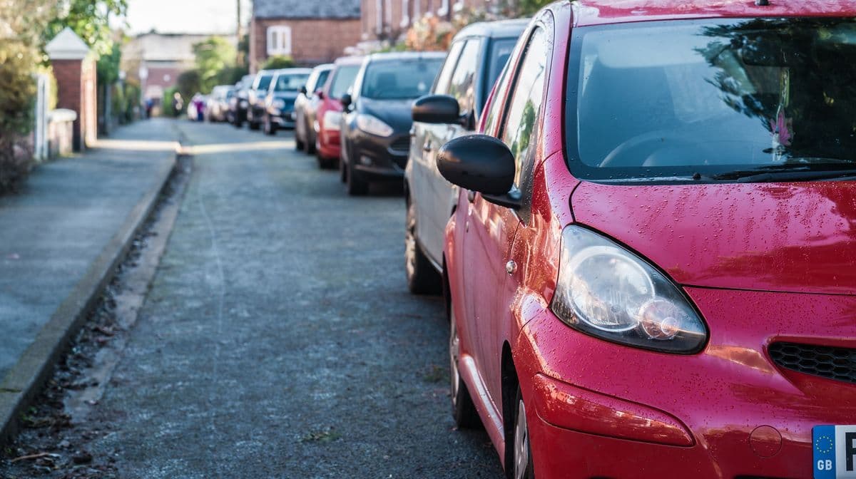 Driver Finds Rude Note on Car