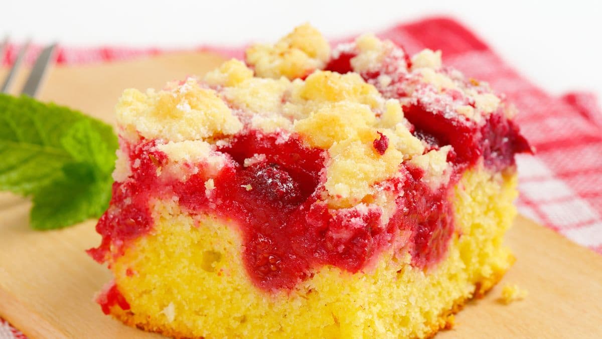 Sponge Cake: A Classic School Dessert Made Easy