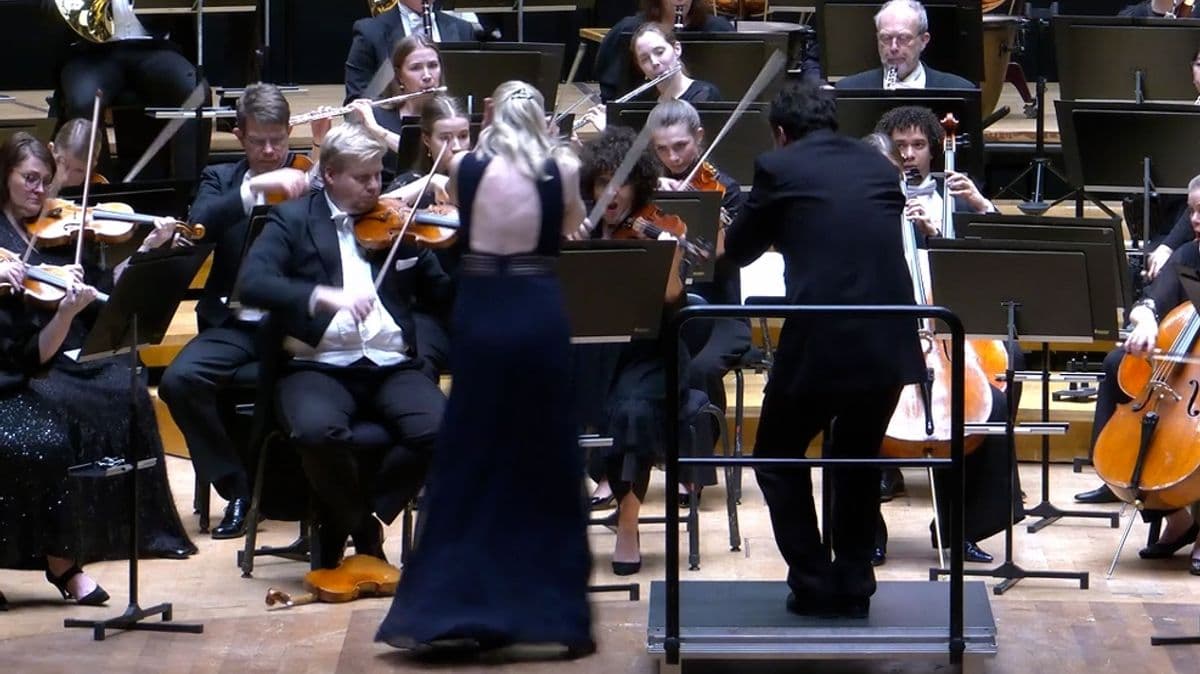 Conductor Accidentally Knocks Over £1 Million Violin