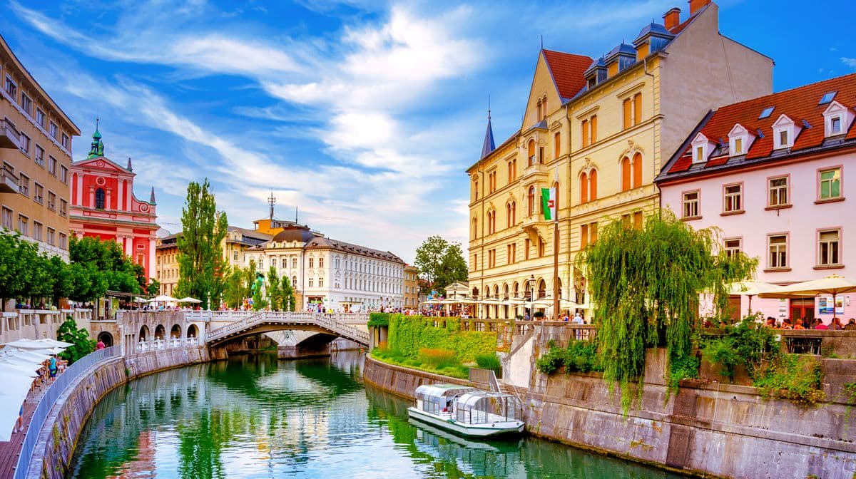 EasyJet Introduces Nine New Routes from UK Airports with Fares Starting at £24
