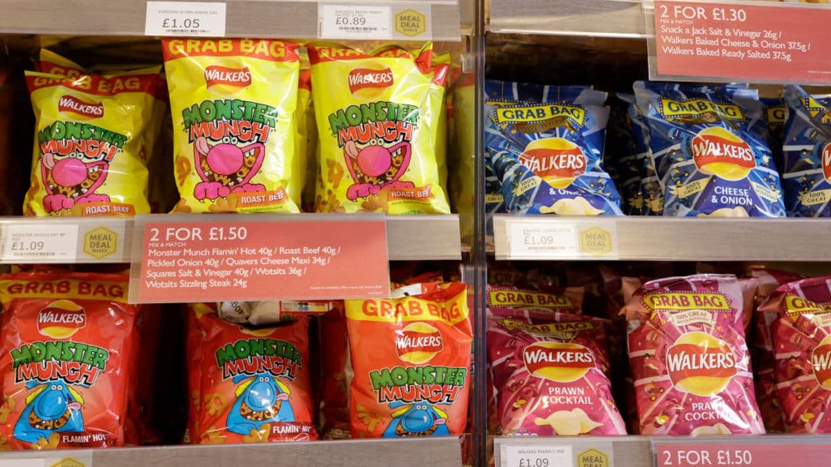 Binman solves debate on recycling crisp packets