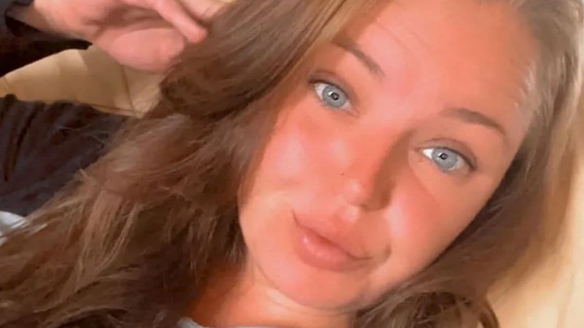Woman Dies After Being Trapped in Rocks in Suffolk