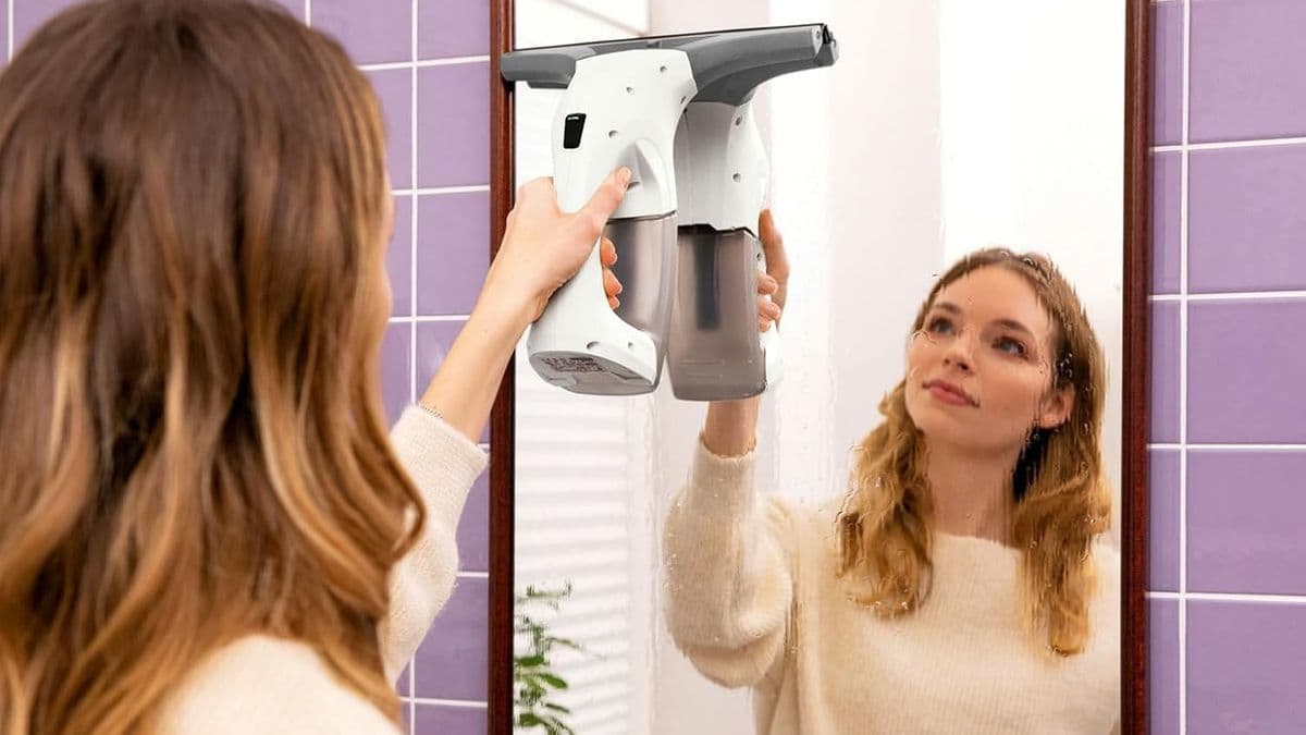 Kärcher Handheld Cleaner Makes Glass Sparkle - Save 34%
