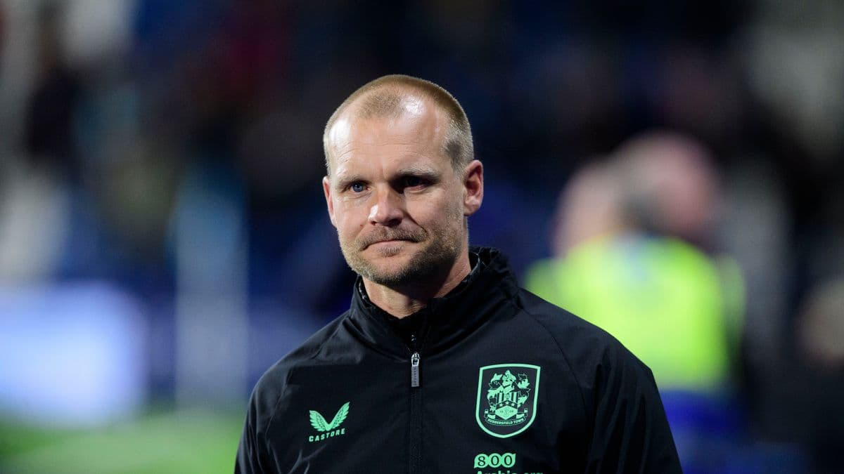 Liam Manning Leaves Huddersfield Town