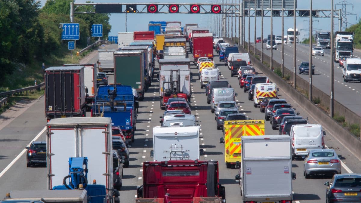 Warning for Brits on Bank Holiday 'Danger Hour'