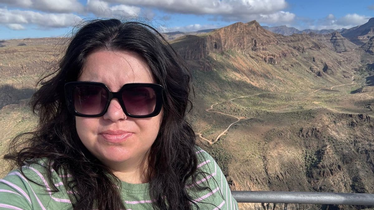 I Visited the Beautiful Canary Island but Found a Grimy Spot