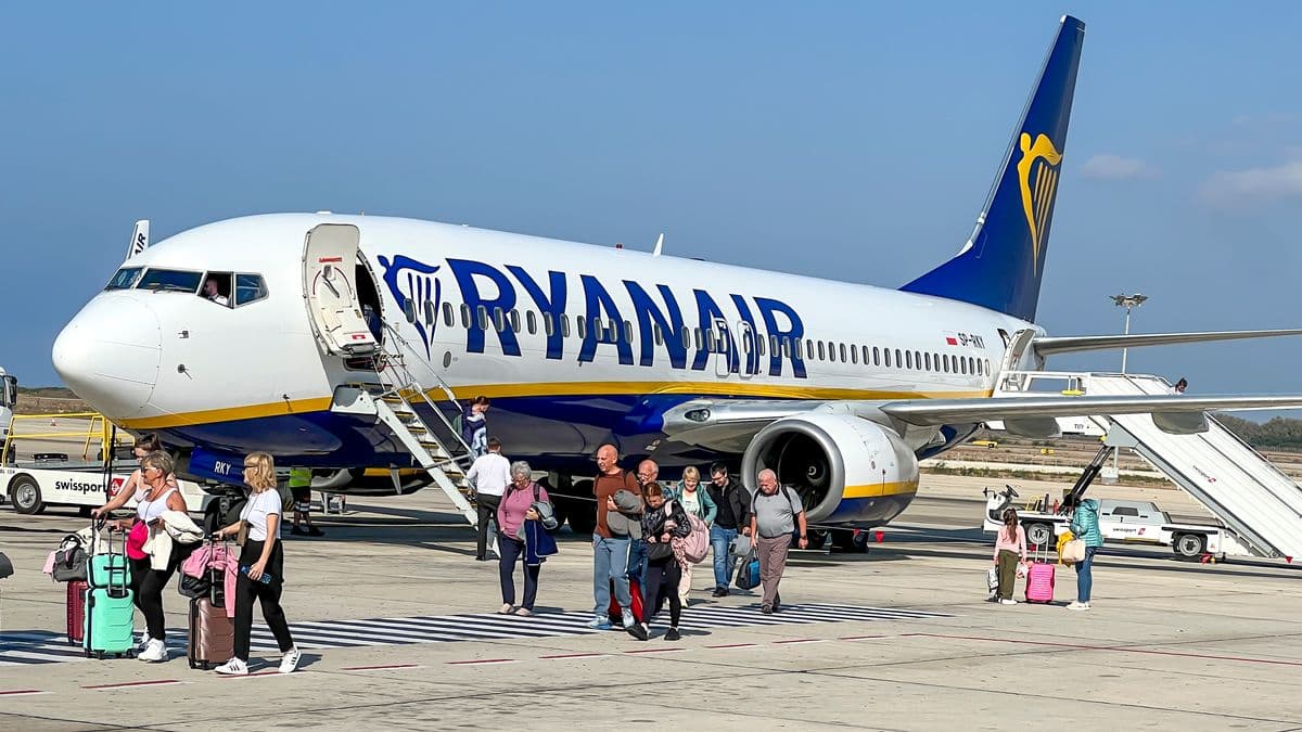 Ryanair Investigated for Charging Parents to Sit with Kids