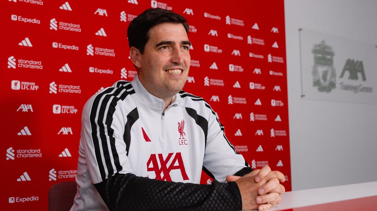 Liverpool Legend Warns Andoni Iraola About Signing Players