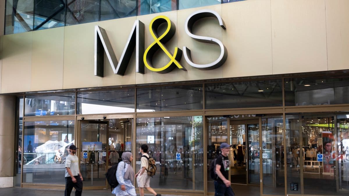 Marks and Spencer Launches New Dessert Sandwich