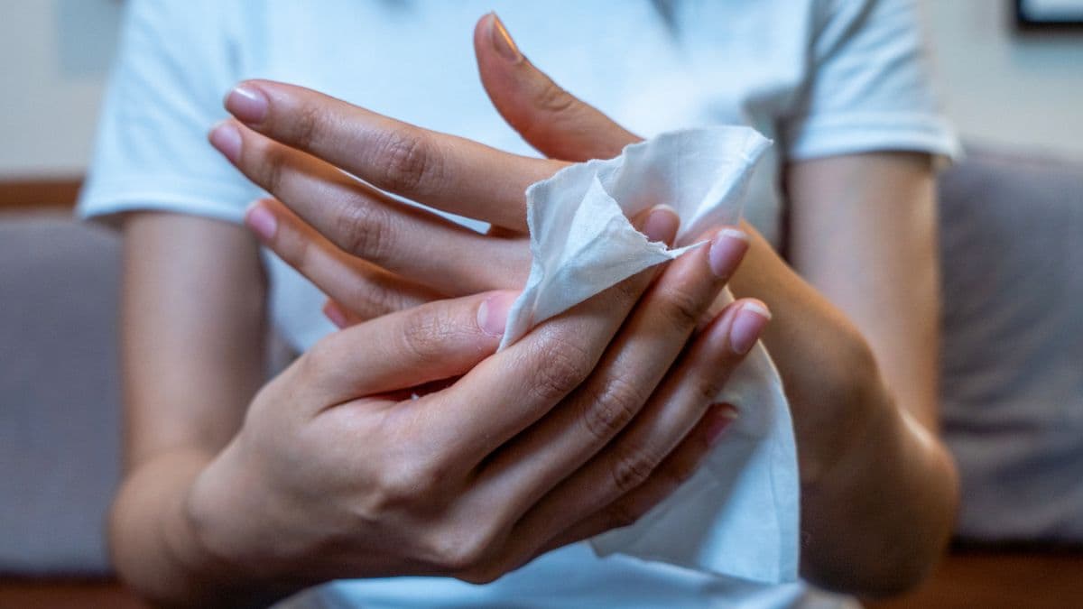 UK to Ban Plastic Wet Wipes Soon