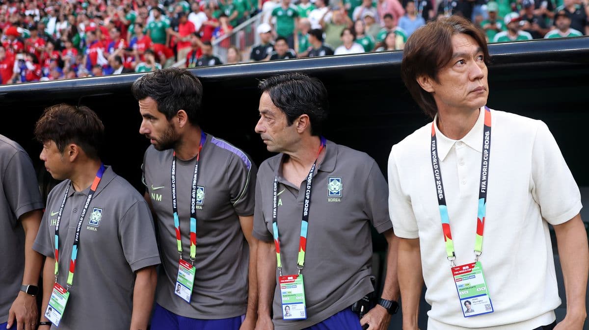 South Korea's World Cup Coach Resigns After Team's Early Exit