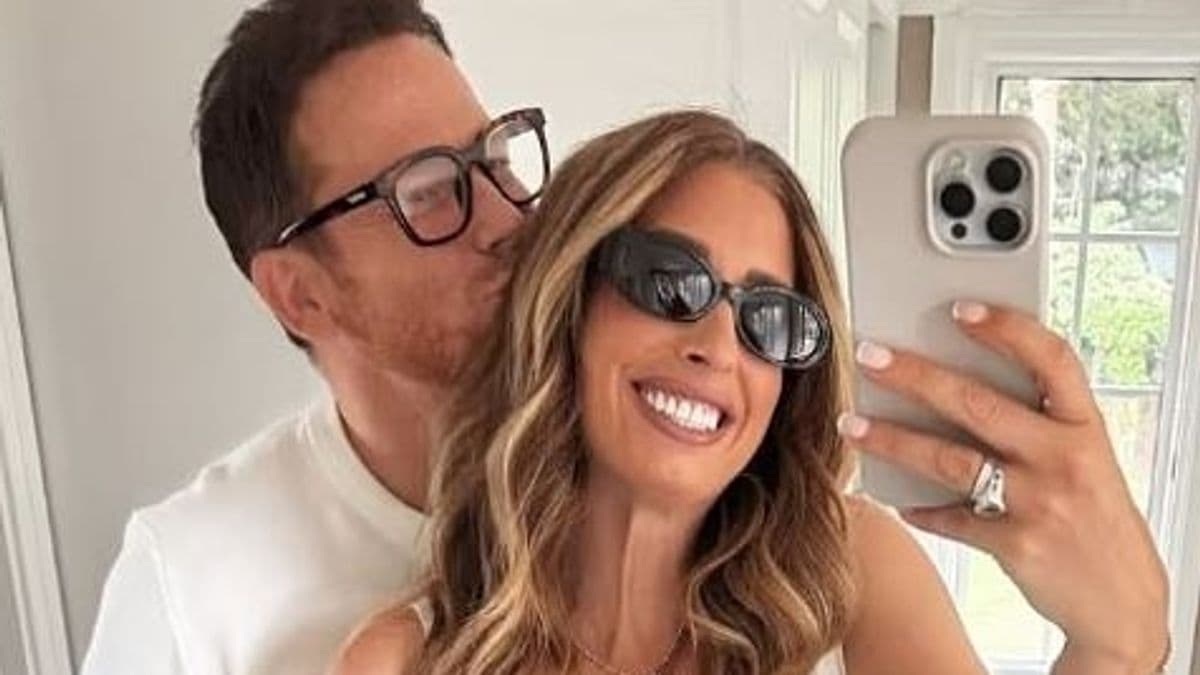 Stacey Solomon and Joe Swash Have a Fun Day Out