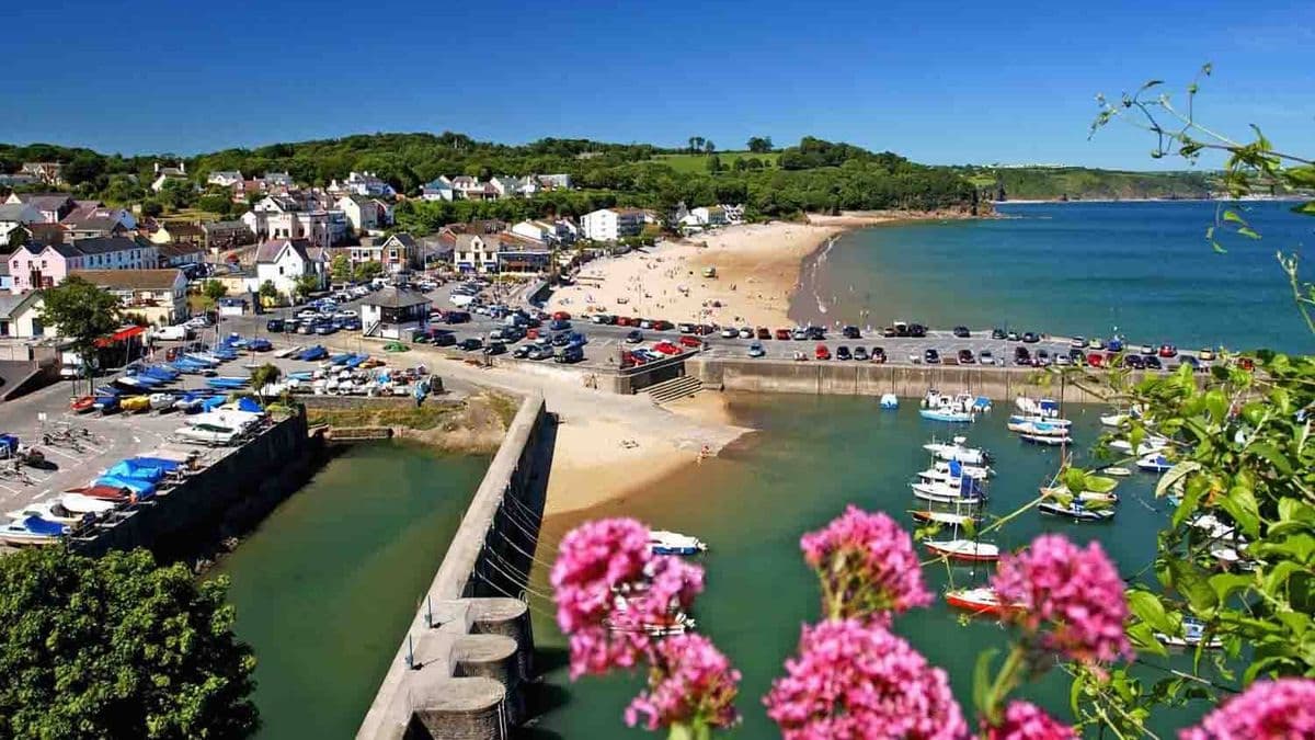 A Hidden Gem: The Best Seaside Town to Visit in 2026