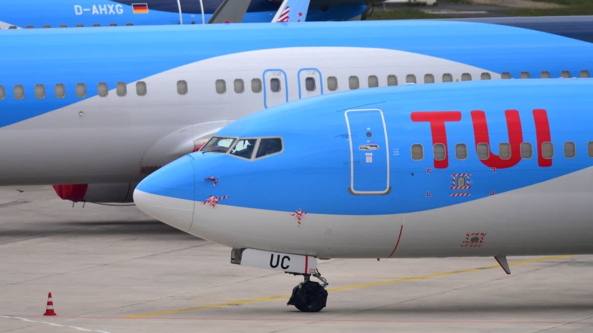 TUI Changes Flight Services and Offers Refund