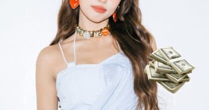 What Happens When You Ask Your Favorite Idol For Money?