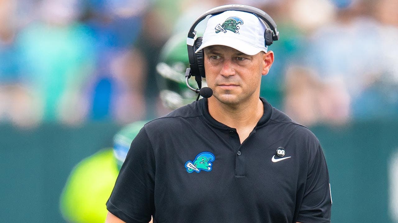 Florida Coach Jon Sumrall's Comments Show He's Like His Fans