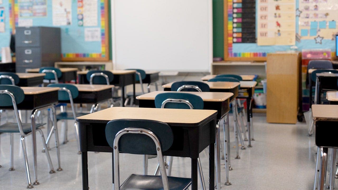 New York School Tries Out Robot Teacher
