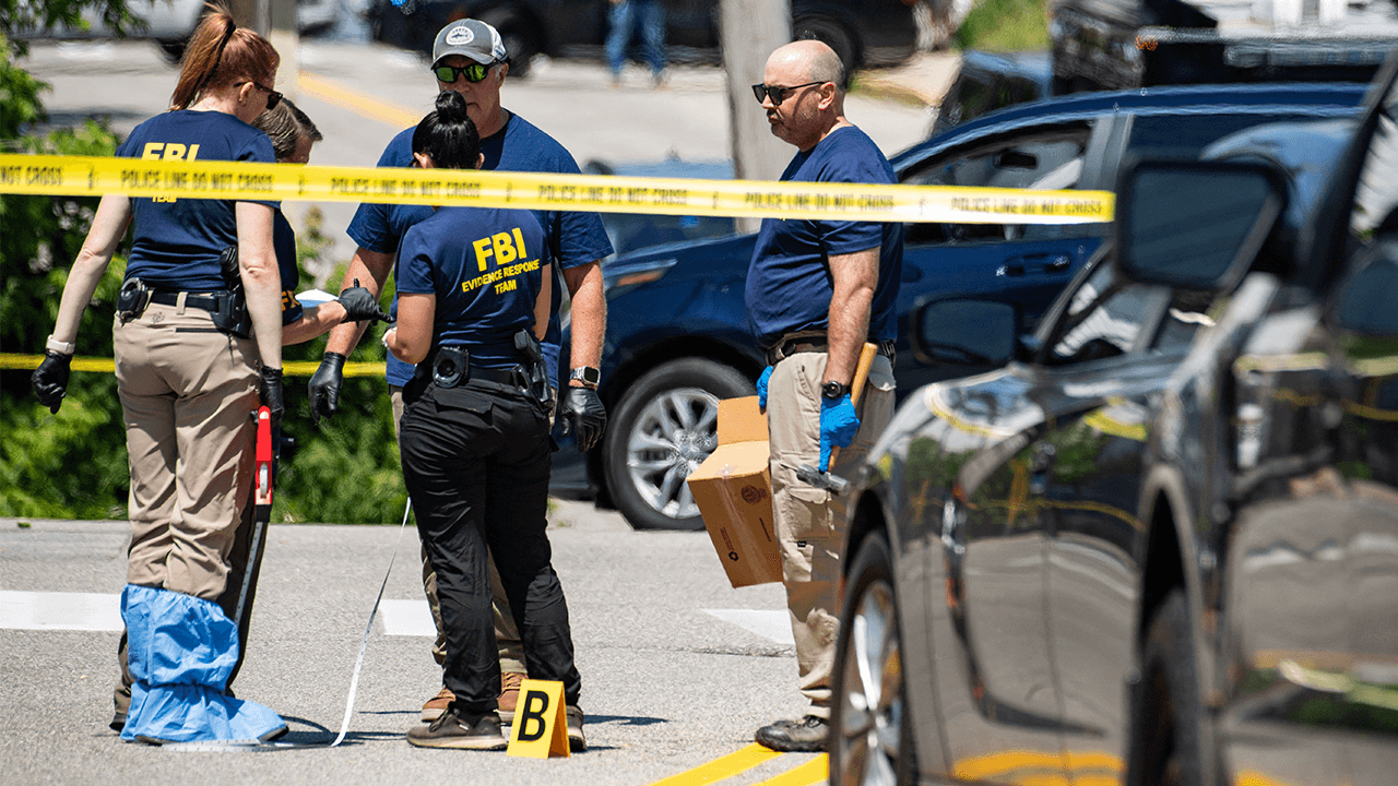 New York Times and US Government Argue Over ICE Investigations