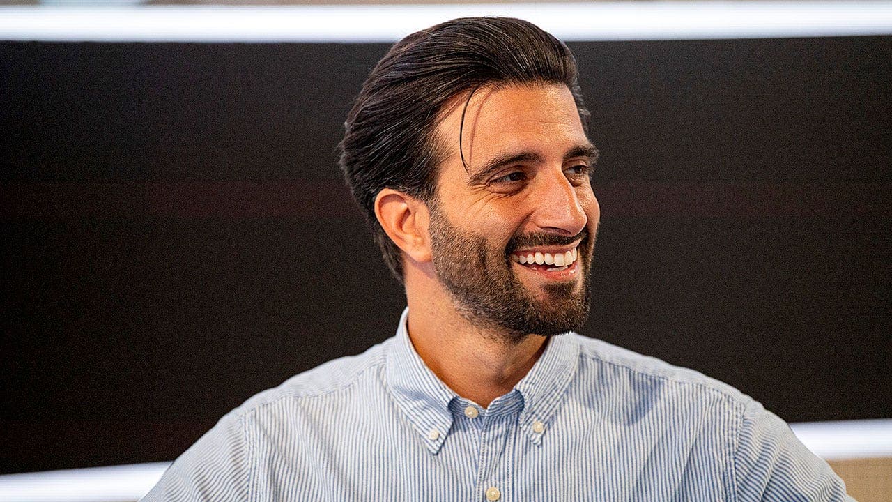 Lawyer Becomes Social Media Star by Sharing Honest Stories