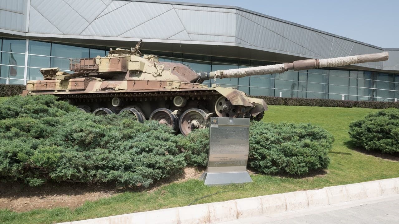 Iran Moves Tanks, Former Commander Explains What It Means