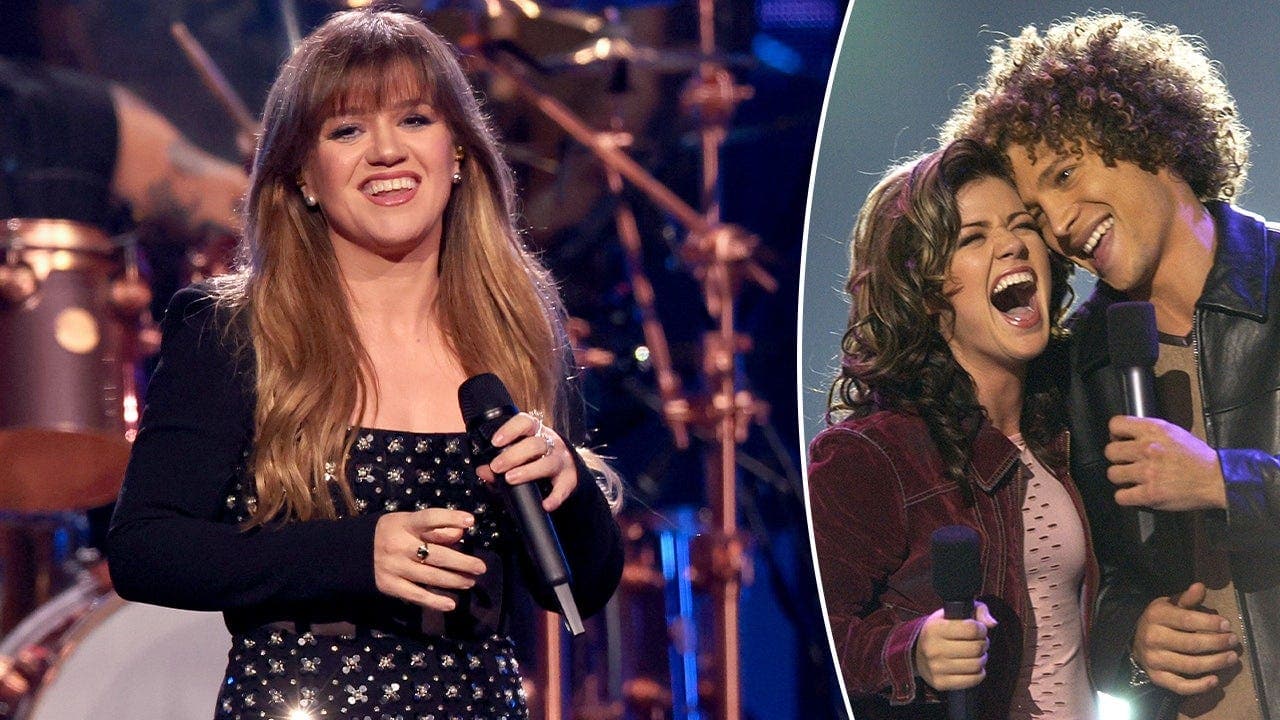 Kelly Clarkson Doesn't Want Her Kids to Watch Her Old Movie