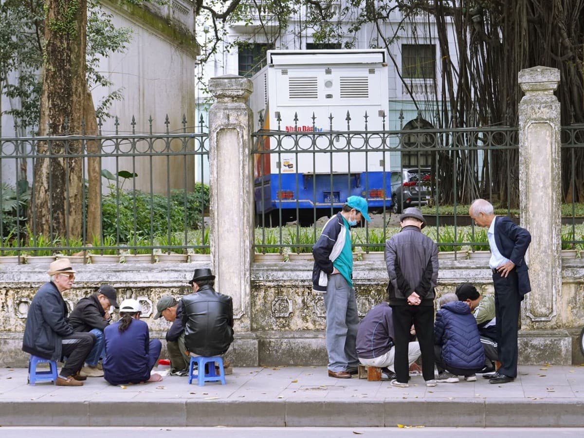 Vietnam Faces a Race to Grow Rich Before It Grows Old