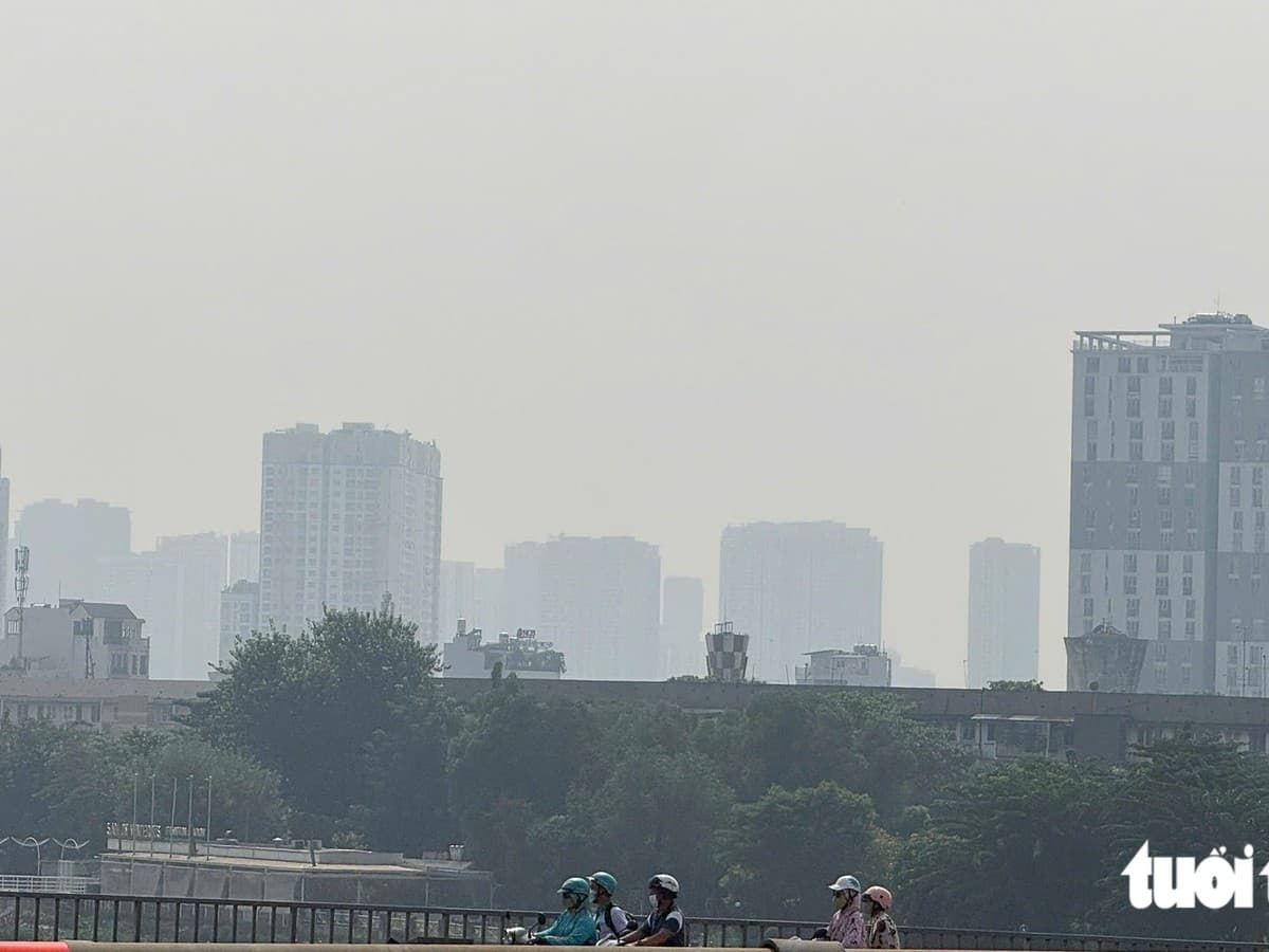 Why Ho Chi Minh City’s Haze Sticks Around: Weather, Buildings and Possible Smoke from Indonesia