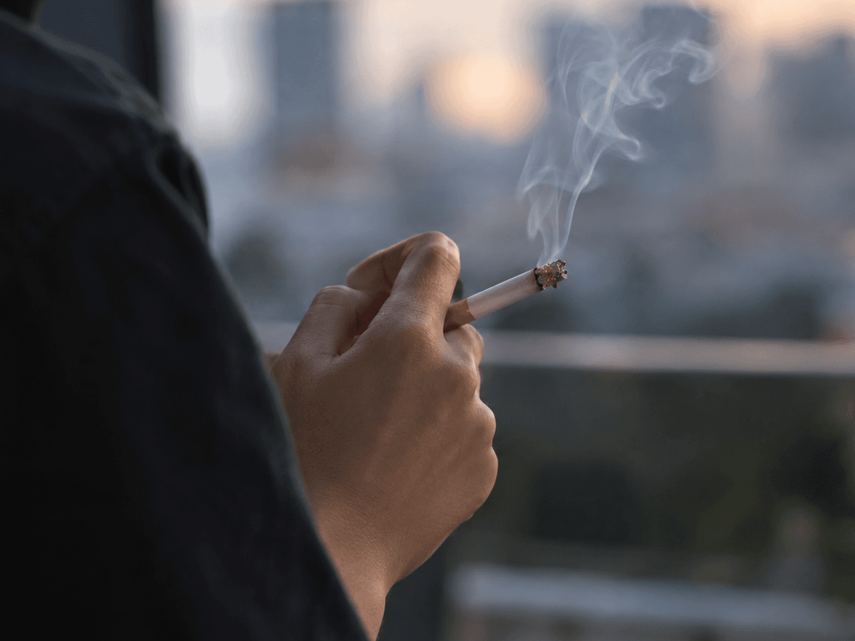 What Vietnam Can Learn from England’s Indoor Smoking Ban