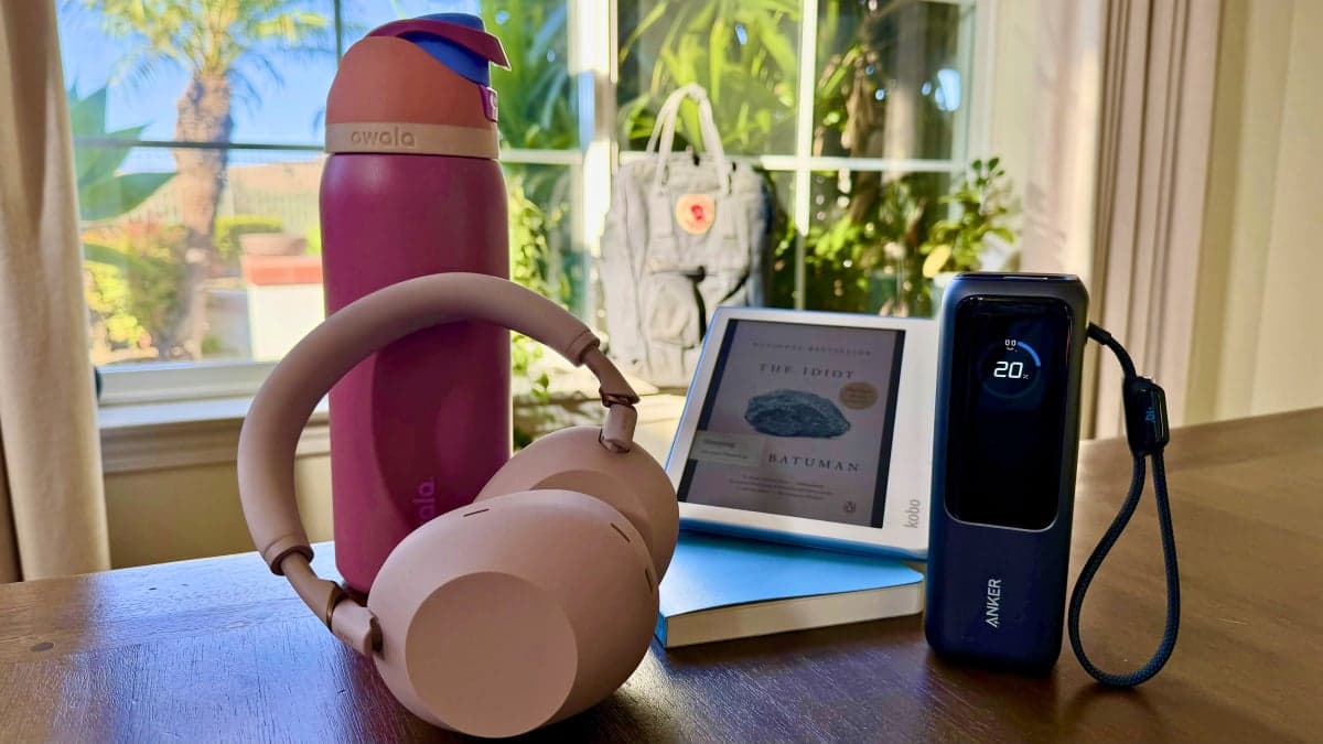 VidCon 2026: 5 Essentials in My Bag