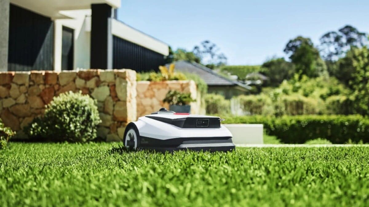 Big Sale: Ecovacs Robot Lawn Mower Is $500 Off Today