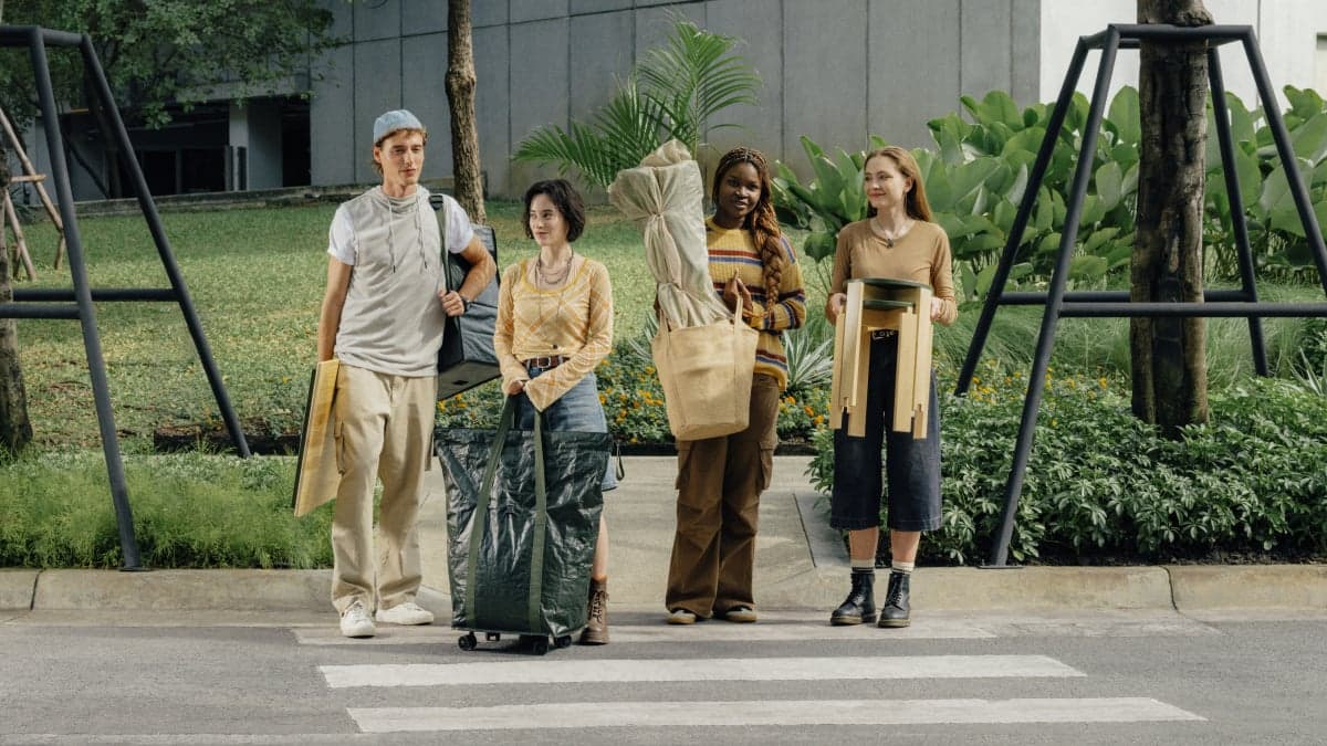 IKEA's New Kompishäng Collection for People Who Move Often