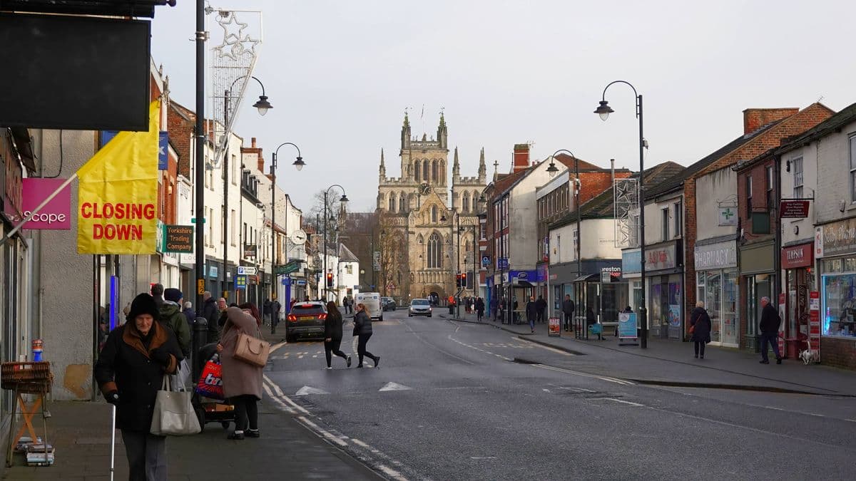 Shoppers mourn 'end of an era' as shop enters administration and closes stores