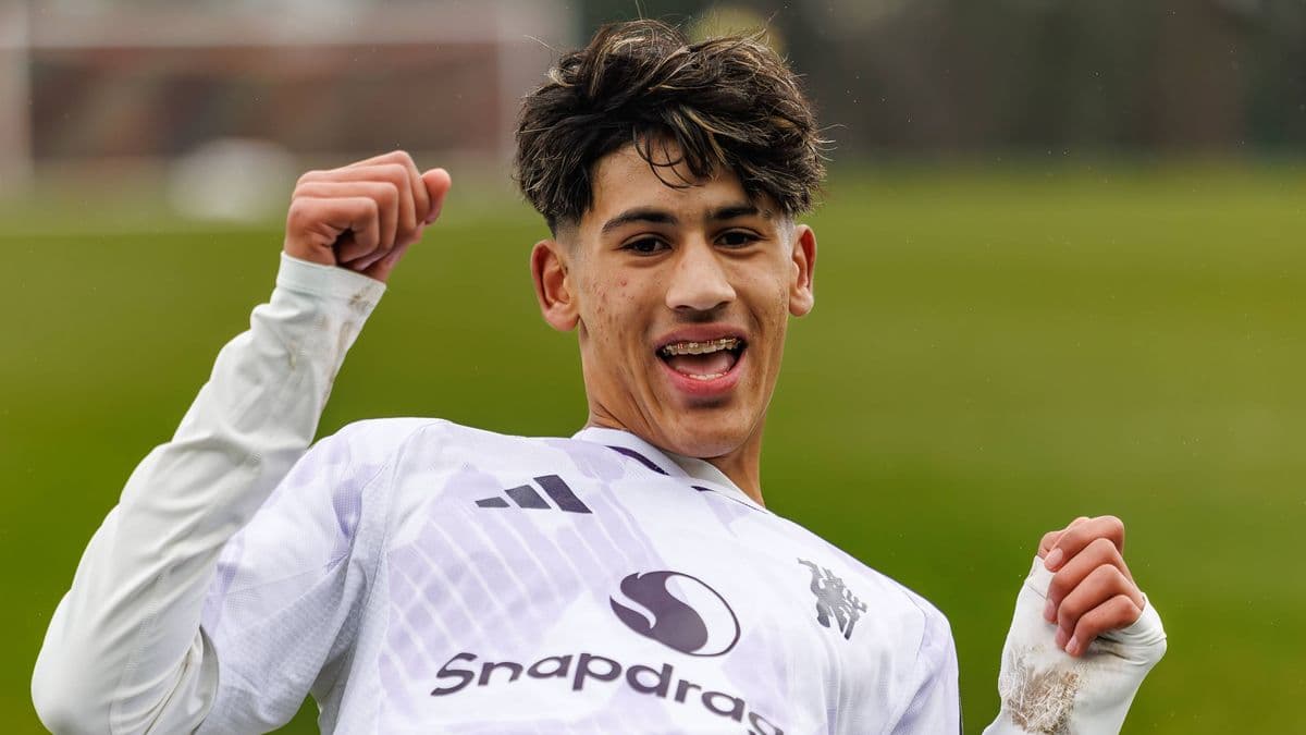 JJ Gabriel: The Young Manchester United Player