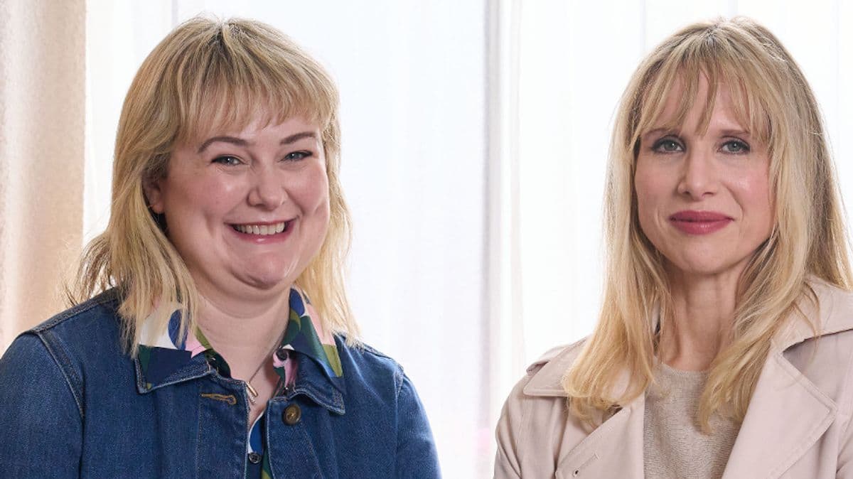 Inside Lucy Punch's Life with Her Famous Partner in LA