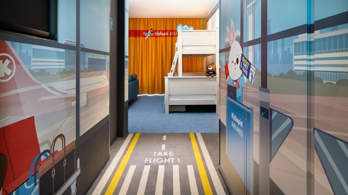 ‘Best airport hotel in the world’ has plane-themed rooms and ‘sleep tech’